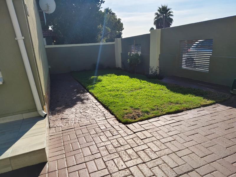 3 Bedroom Property for Sale in Geelhoutpark North West